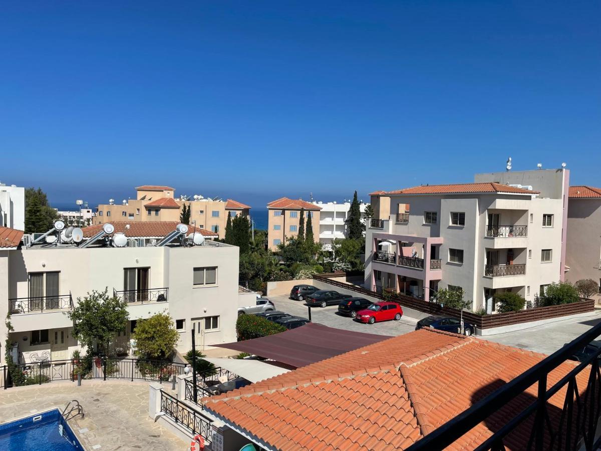 Kings Resort 1 Bedroom Apartment Paphos Exteriör bild