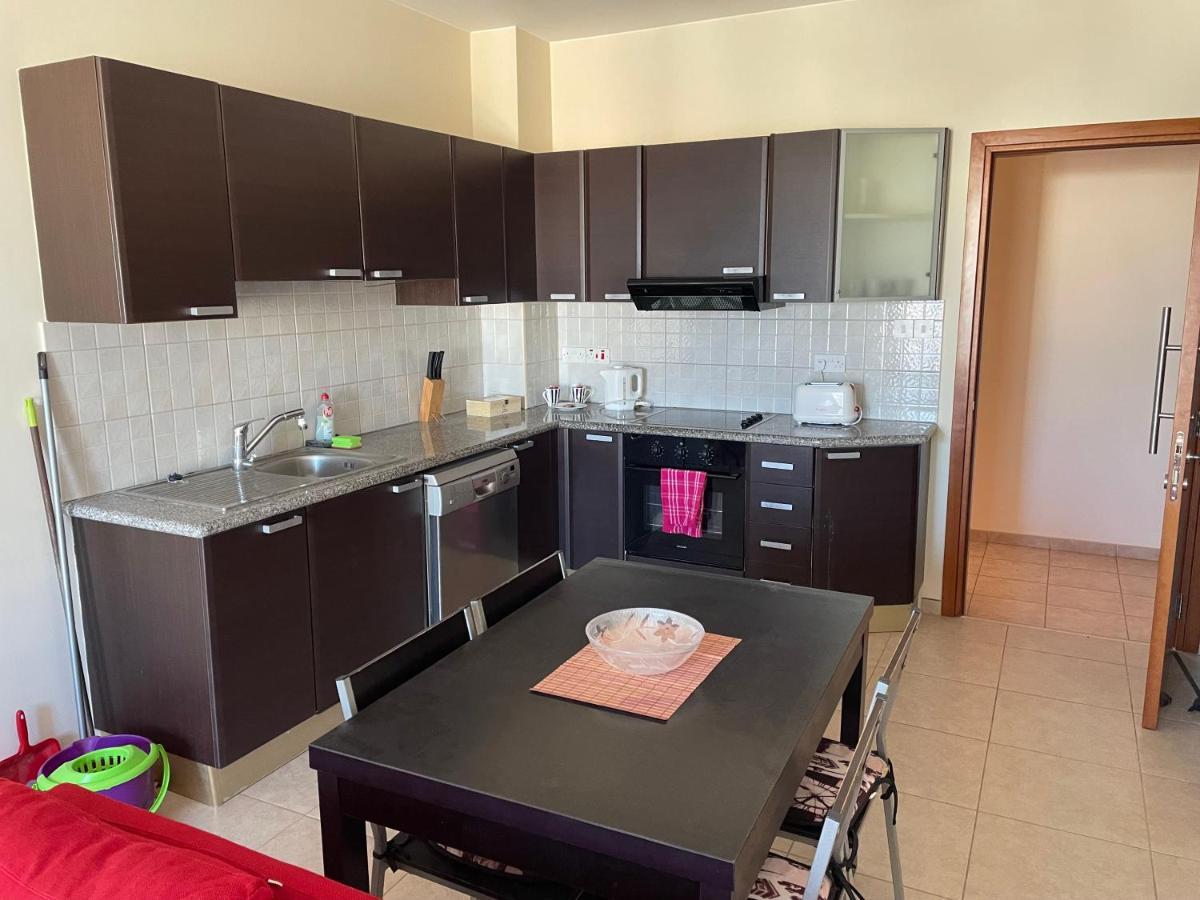 Kings Resort 1 Bedroom Apartment Paphos Exteriör bild